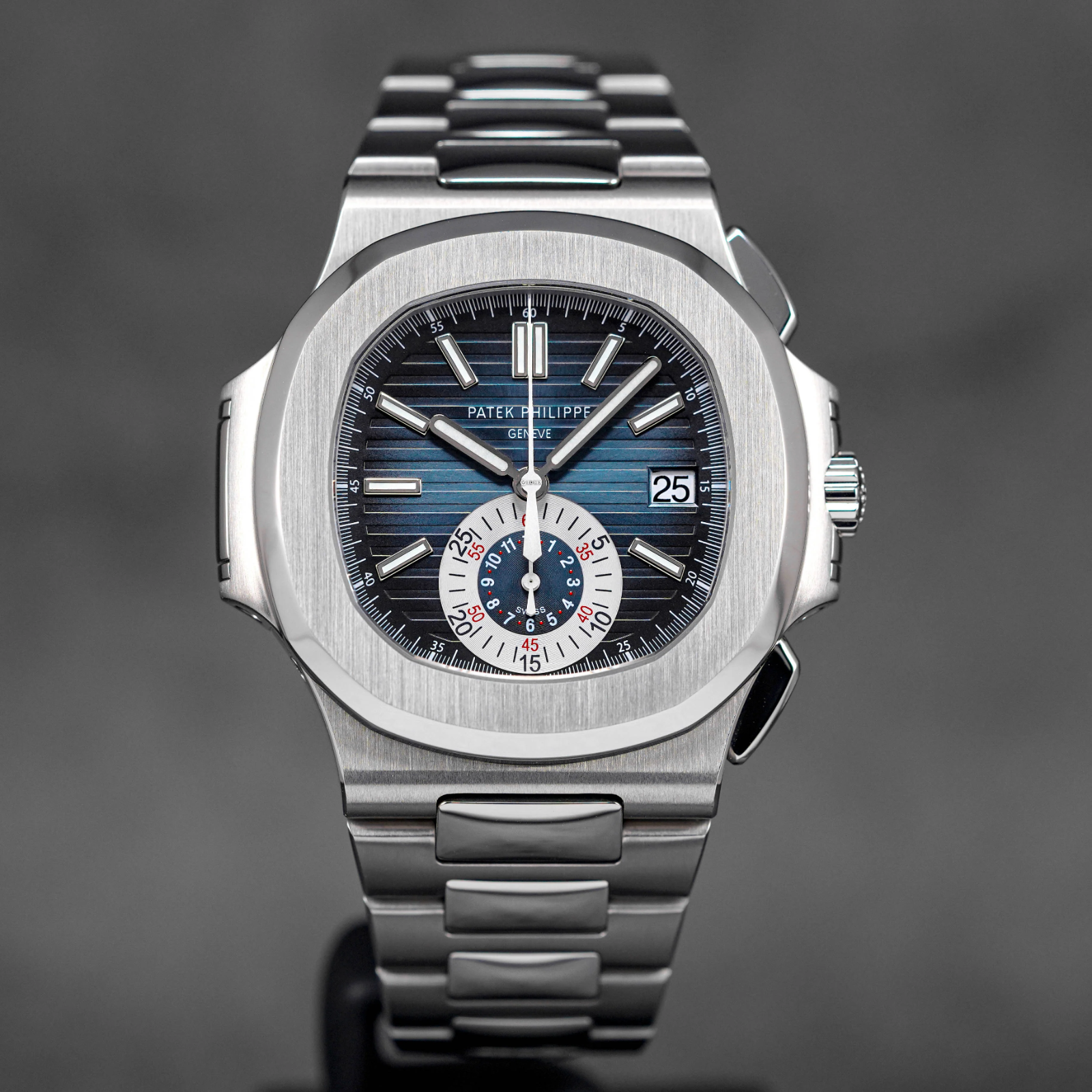 Patek Philippe 5980/1A Nautilus Chronograph Jumbo Blue Gradient Noir Trame
